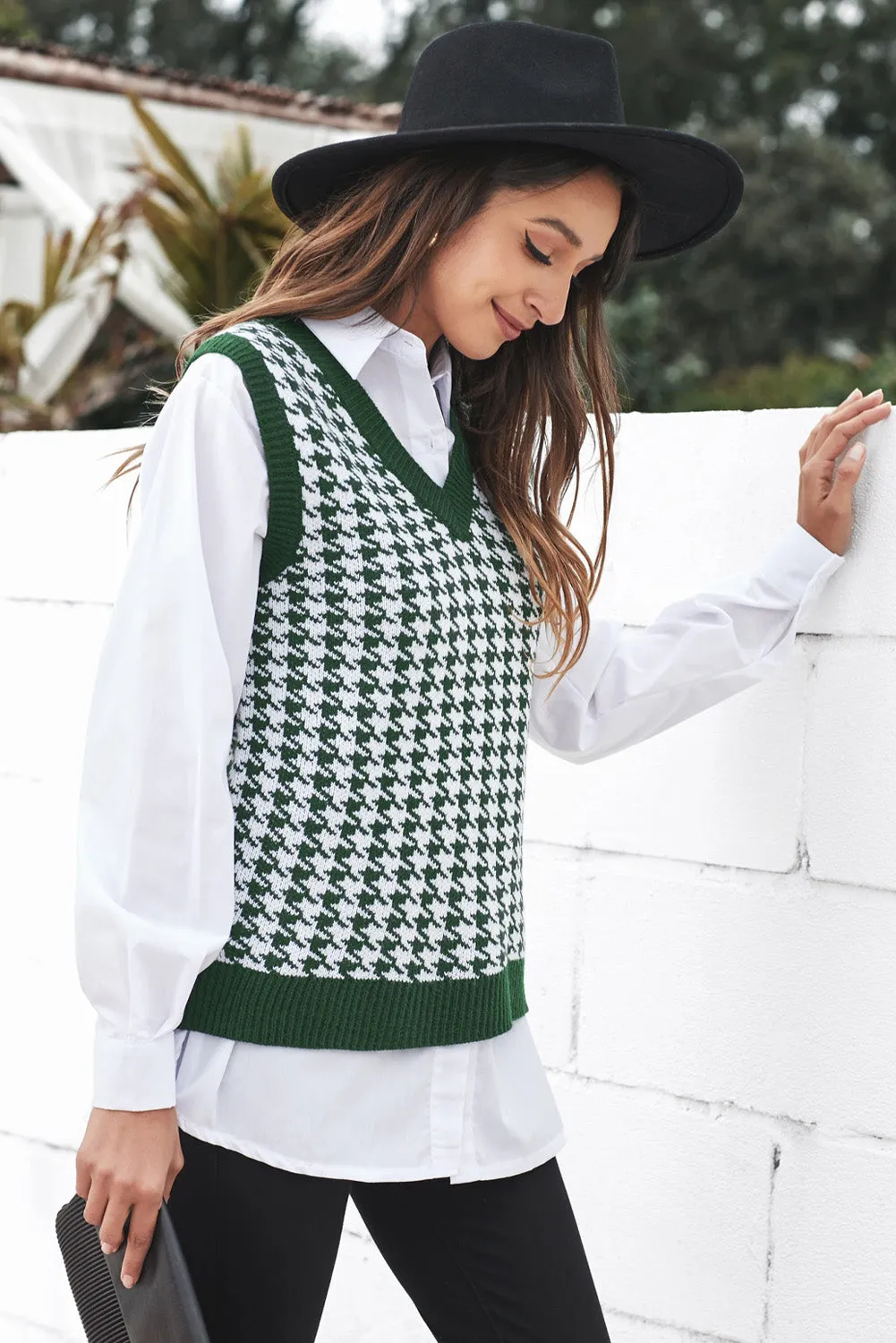 Green Houndstooth Patern Knitted Vest Sweater