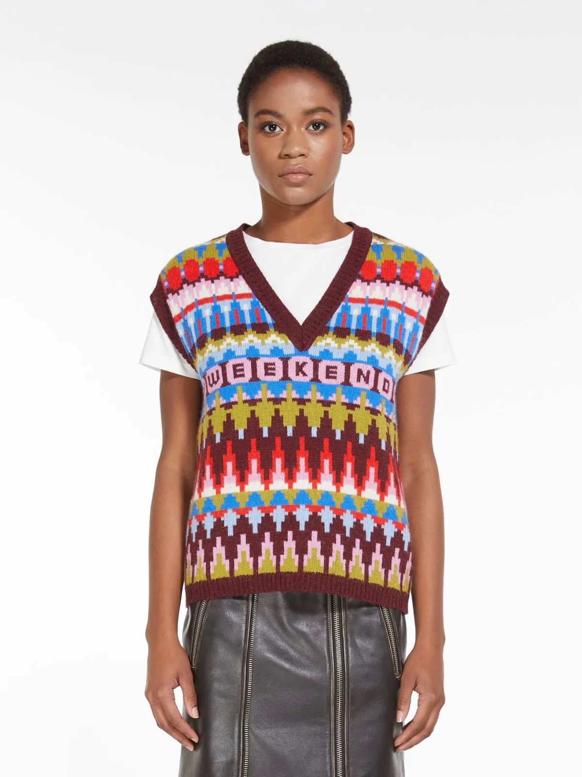 sleeveless jacquard knitted vest